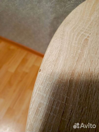 Стол кухонный