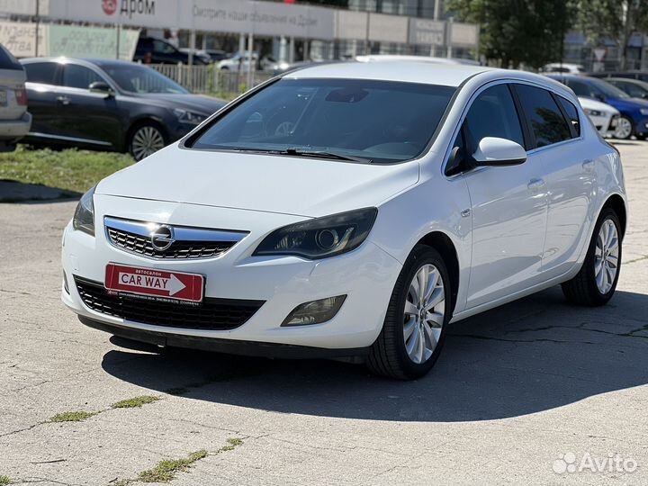 Opel Astra 1.4 AT, 2011, 68 000 км