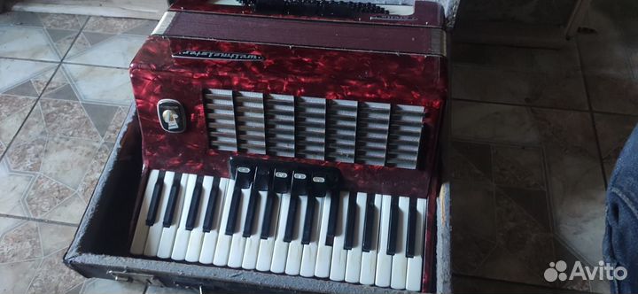 Аккордеон weltmeister stella