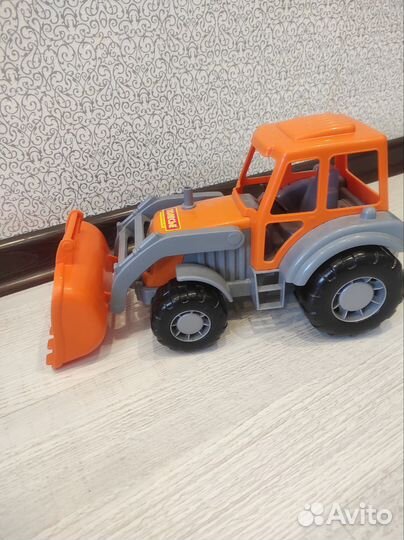 Игрушка грузовик