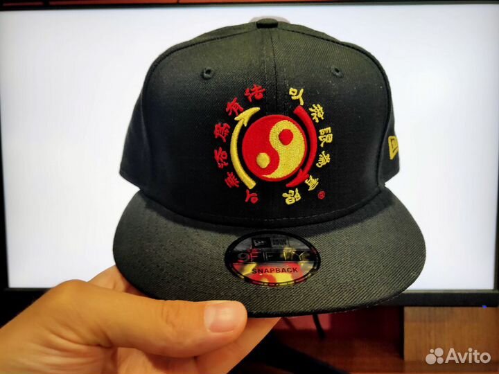 Бейсболка Bruce Lee - NEW ERA 9Fifty