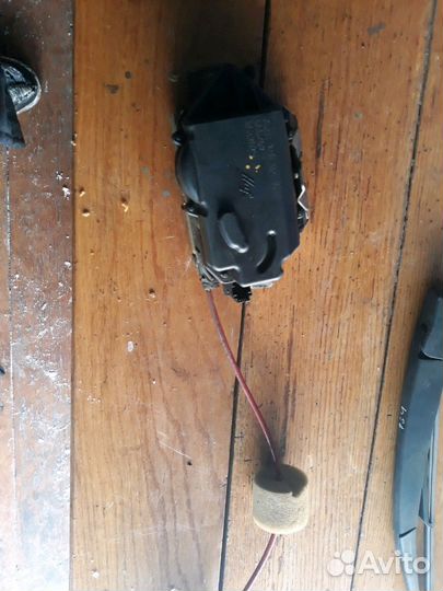 Замок багажника А1647400635 мл 164