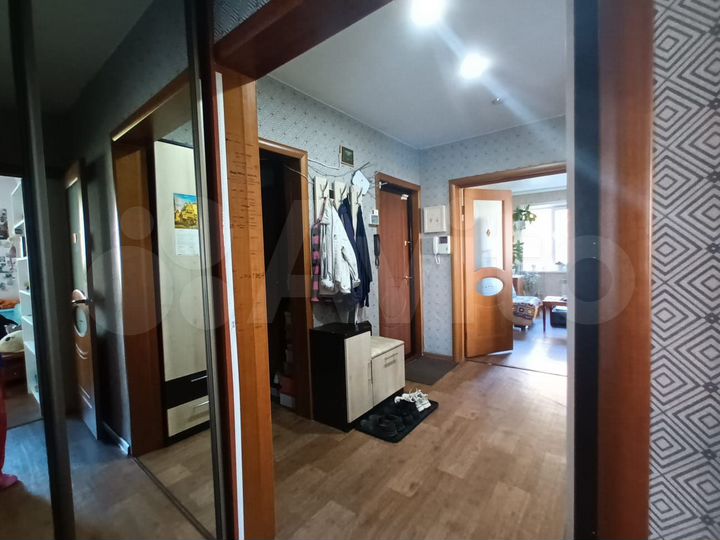3-к. квартира, 76 м², 3/9 эт.