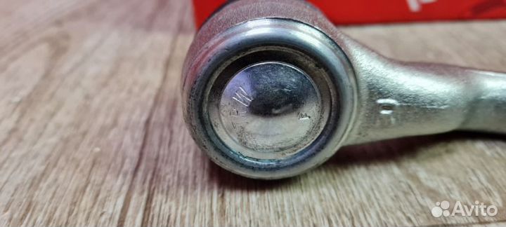 Наконечник рулевой правый Mercedes-Benz