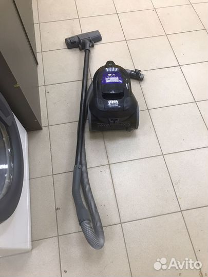 Пылесос LG 1600W (сарм)