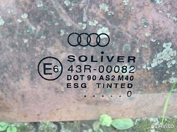 Стекло передней левой двери Ауди А4 В6 седан