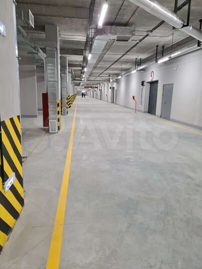 Машиноместо, 13 м²