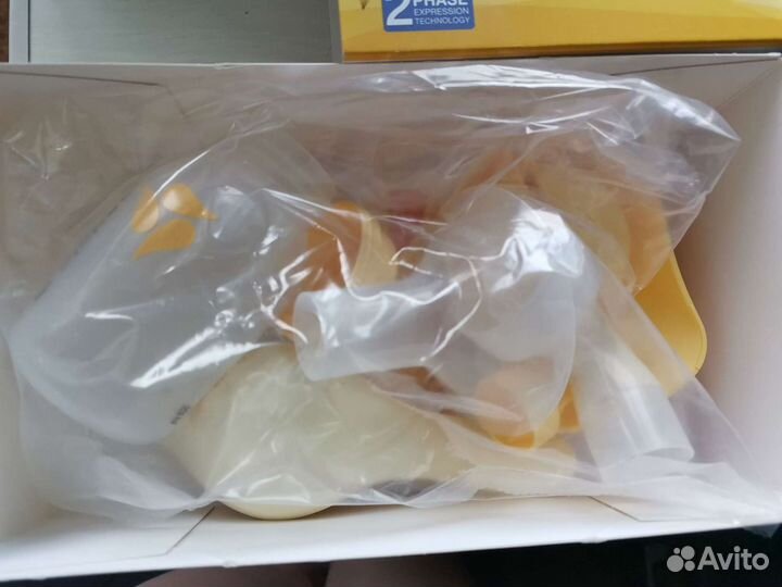 Ручной молокоотсос Medela Harmony Harmony Basic