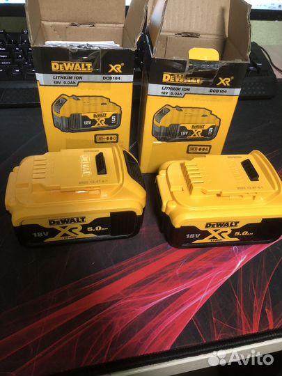Аккумулятор Dewalt DCB184 5Ah