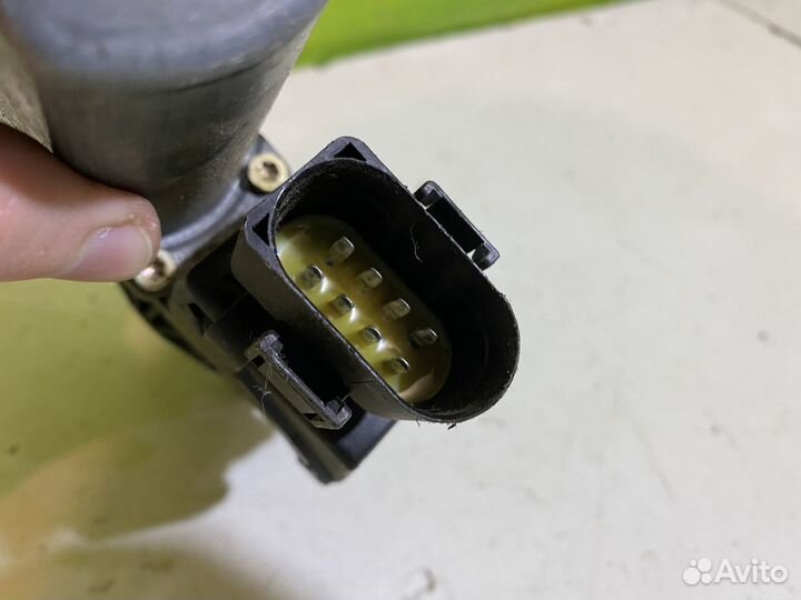 Моторчик стеклоподъемника Audi A6 C5 4B0959802E