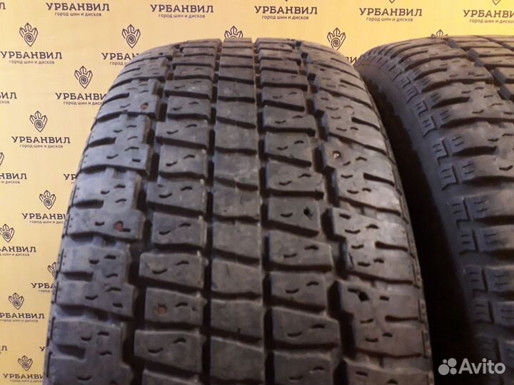 Cooper Weather-Master S/T 205/60 R15