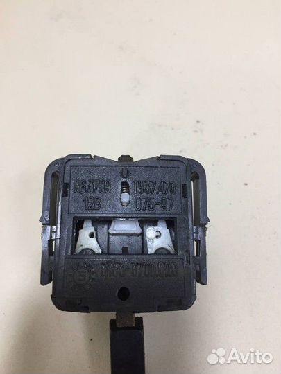 Переключатель поворотов подрулевой УАЗ Патриот