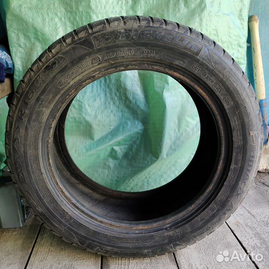 Michelin Primacy Alpin 215/55 R16 93H