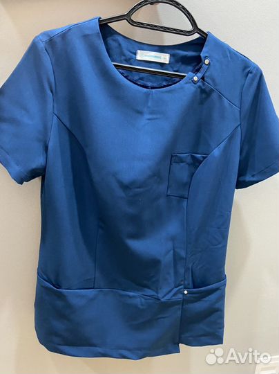 Медицинский костюм женский новый