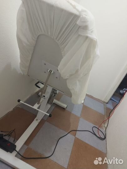 Педикюрное кресло на гидравлике бу