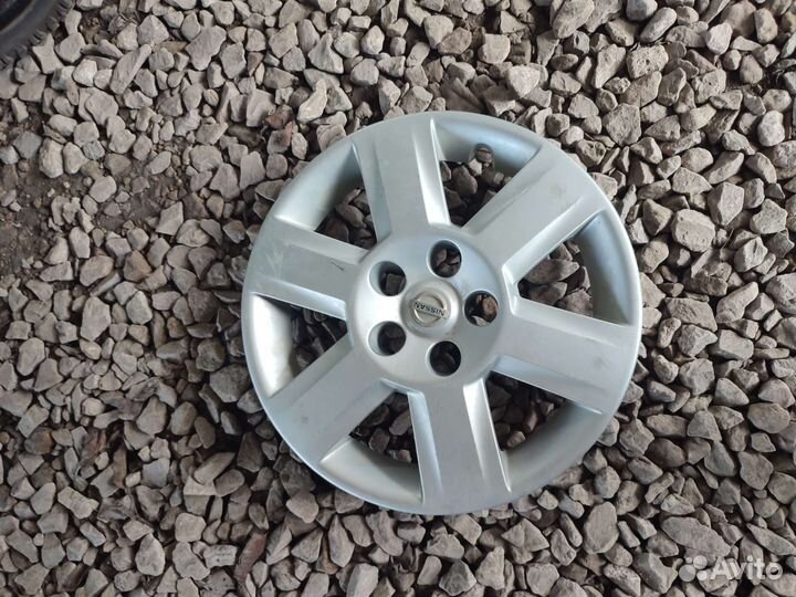 Колпак один на Nissan