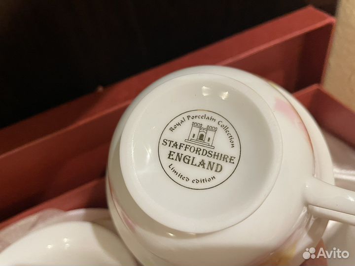 Фарфоровый чайный сервиз Staffordshire England