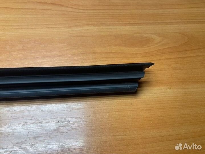 Уплотнитель двери задний левый Bmw 5 G30 B47D20A