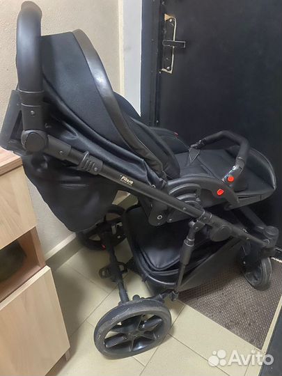 Коляска 2 в 1 Pituso Luna