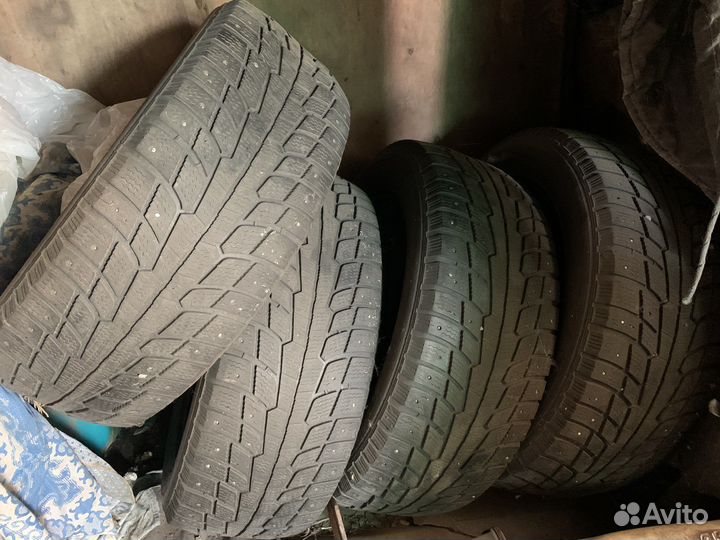 Michelin Latitude X-Ice North 235/55 R17