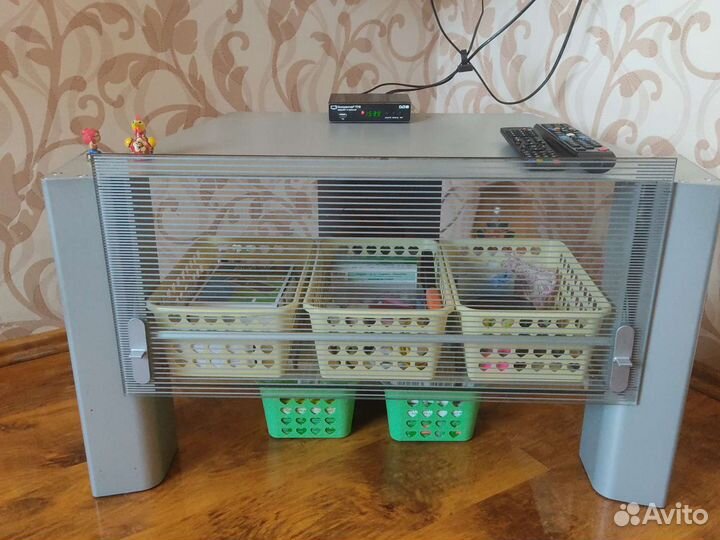 Тумба железная