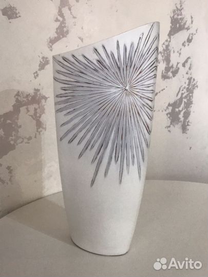 Ваза декоративная