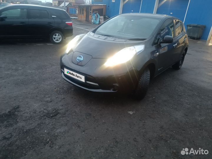 Nissan Leaf 109 л.с. AT, 2015, 101 000 км