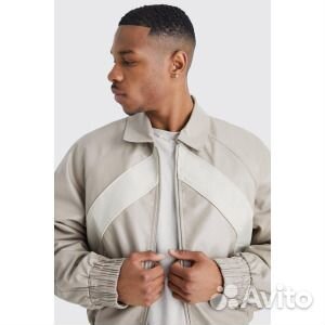 Мотобомбер из пу мотобомбера с коробочными панелям