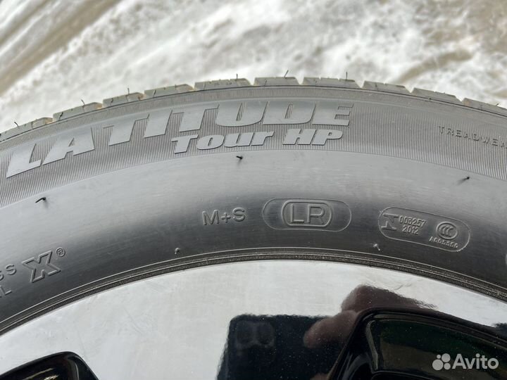 R20 Michelin Latitude Tour HP 255/60, PCD 5x120 DIA 72.6