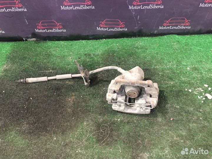 Суппорт задний правый Ford Focus CB8 iqdc 2017