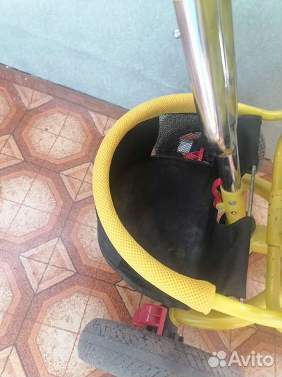 Детский трехколесный велосипед бу