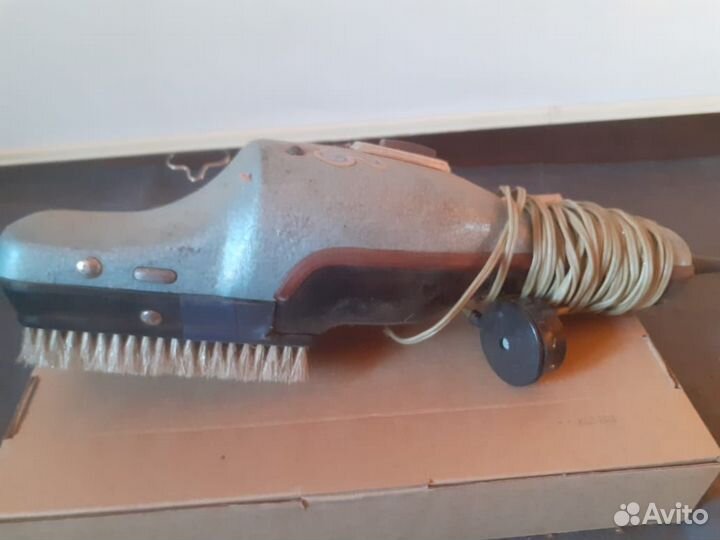 Пылесос, шетка