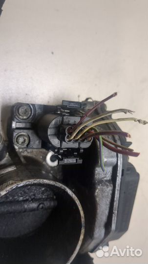 Заслонка дроссельная Volkswagen Passat 5