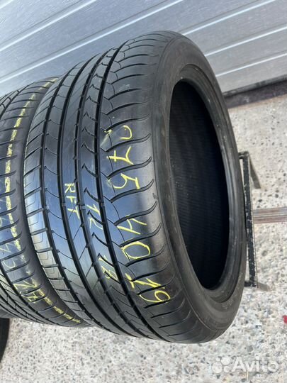 Goodyear EfficientGrip 245/45 R19 и 275/40 R19