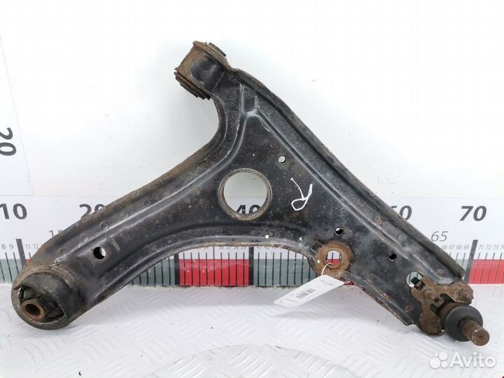 Рычаг передний правый для Volkswagen Golf 3