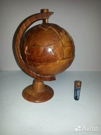 Продам деревянный глобус-пазл