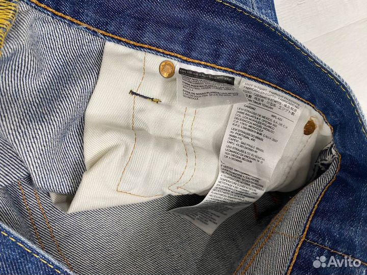 Джинсы Levis 501