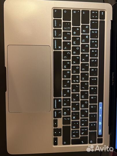 Macbook pro 13 2020 i5 256