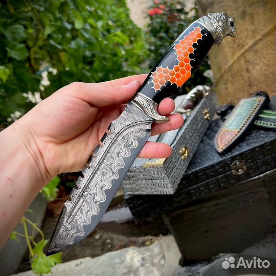 Нож из ламинированной стали