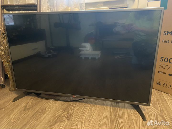 Телевизор 43 LG на зап. части, повреждена матрица