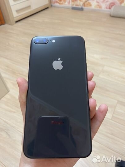 iPhone 8 plus 64gb