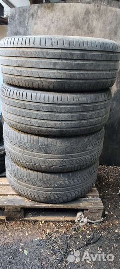 Michelin Latitude Sport 3 255/60 R17