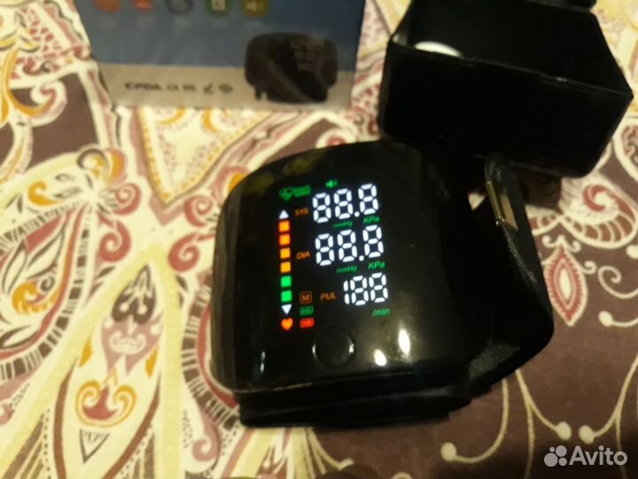 Тонометр на запястье