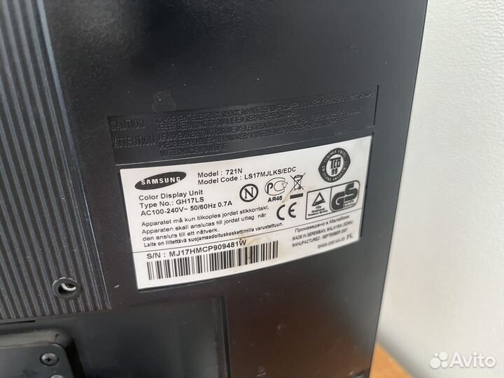 Монитор Samsung