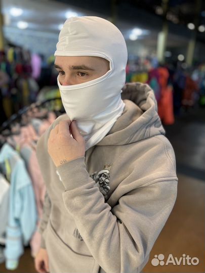 Балаклава горнолыжная белая