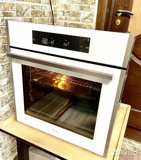 Сенсорный духовой шкаф Gorenje,доставка