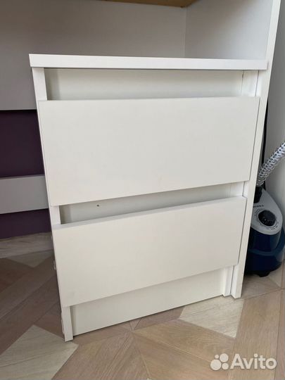 Тумба прикроватная белая