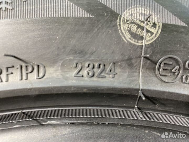 iLink Wintervorhut Stud II 235/55 R17 90T