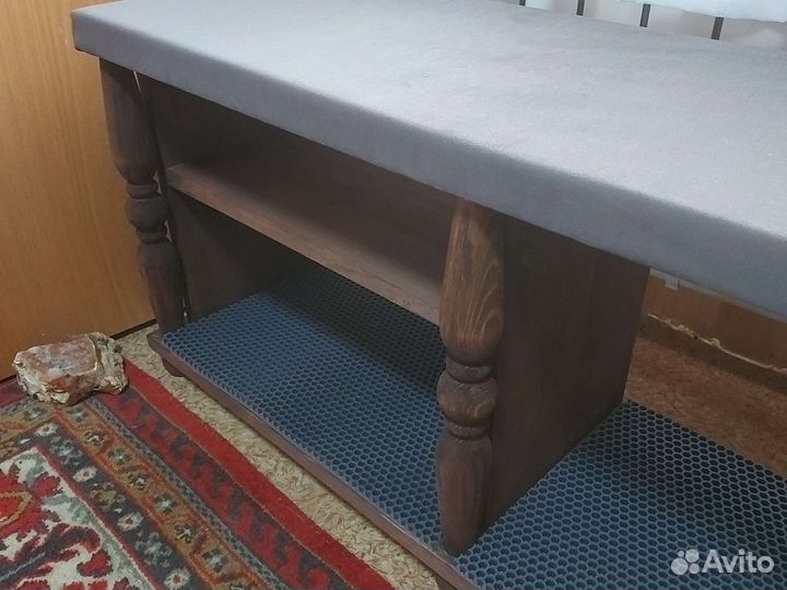 Обувница с мягким сиденьем