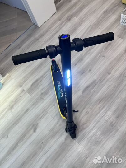 Электро самокат Halten Smile 20км/ч, 10км, 9.6кг